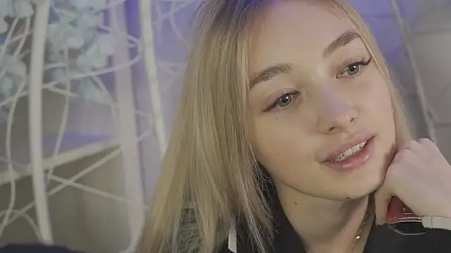 FlairCunard online show from January 11, 8:43 pm