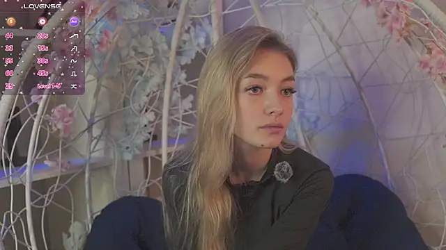 FlairCunard online show from February 11, 6:33 pm