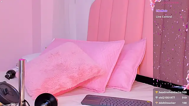 Snapshot of zoe_rivers chatting on February 10, 11:13 pm zoe rivers online show from February 10, 11:13 pm