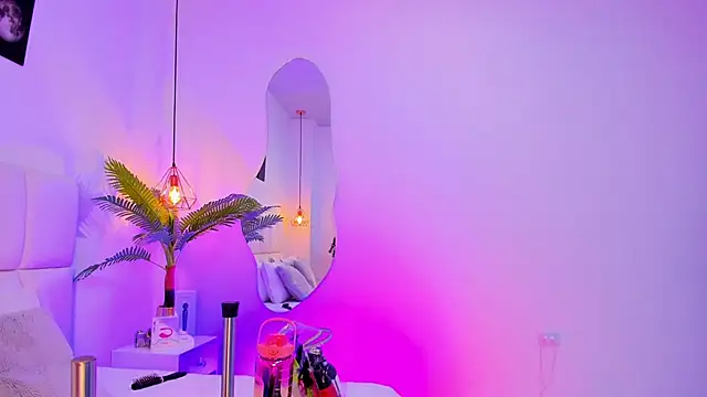 Snapshot of zoe_rivers chatting on September 18, 12:34 am zoe rivers online show from September 18, 12:34 am