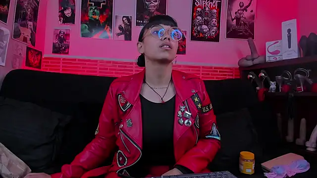 lilith-deveraux online show from September 26, 1:59 pm