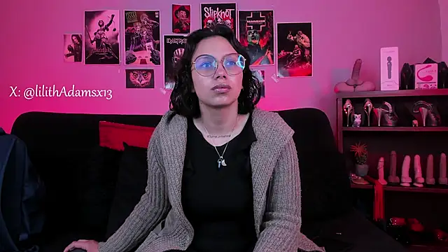 lilith-deveraux online show from October 29, 1:46 pm