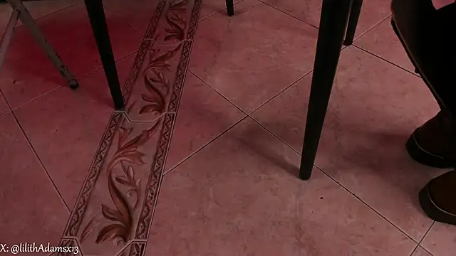 lilith-deveraux online show from February 25, 1:21 pm