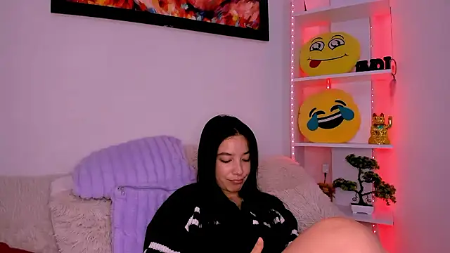 Manuelaa mejiia online show from January 13, 3:50 pm