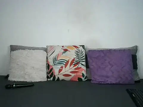 Thickqueenxxx online show from February 4, 7:07 am