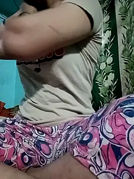 gunjan22 online show from December 6, 4:06 pm