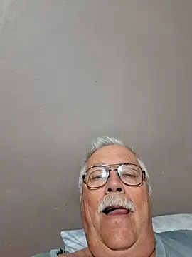 Snapshot of NawtyB1965 chatting on May 8, 3:56 am NawtyB1965 online show from May 8, 3:56 am