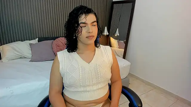 Axel brunette1 online show from August 8, 8:22 pm