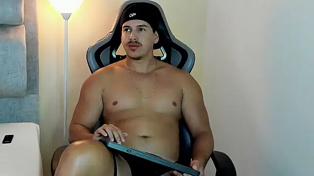 victor vixen online show from April 23, 7:38 pm