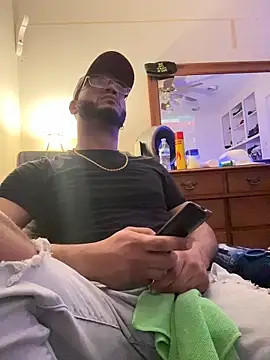 KySir1990 online show from February 2, 7:51 am