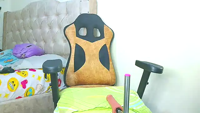 Snapshot of Samary_thomas chatting on November 5, 11:16 pm Samary thomas online show from November 5, 11:16 pm