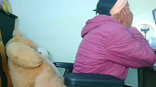 Snapshot of Samary_thomas chatting on November 22, 1:59 am Samary thomas online show from November 22, 1:59 am