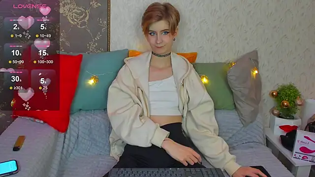 Snapshot of Angel_Jules chatting on December 8, 4:14 am Angel Jules online show from December 8, 4:14 am