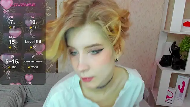 Snapshot of Angel_Jules chatting on January 25, 1:32 am Angel Jules online show from January 25, 1:32 am