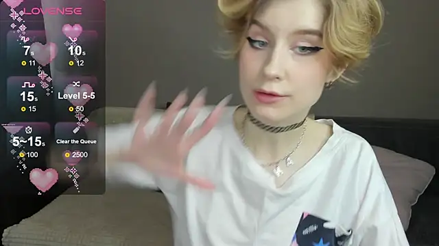 Snapshot of Angel_Jules chatting on February 22, 1:00 am Angel Jules online show from February 22, 1:00 am