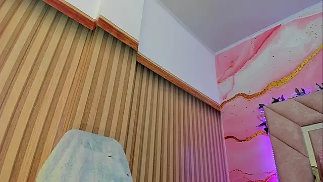 Taylor  cooper online show from October 2, 6:26 pm