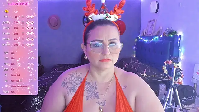 Ivonnee   online show from December 22, 8:27 am