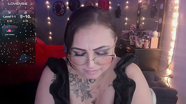 Ivonnee   online show from March 2, 5:23 am