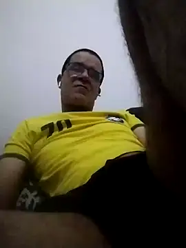 Snapshot of barboza991 chatting on December 17, 1:18 am barboza991 online show from December 17, 1:18 am