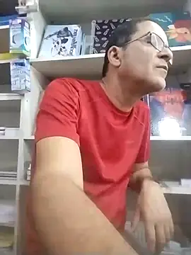 Snapshot of barboza991 chatting on December 18, 1:45 pm barboza991 online show from December 18, 1:45 pm