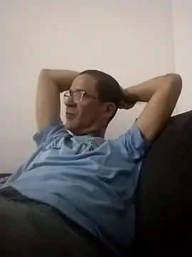 Snapshot of barboza991 chatting on February 21, 9:32 pm barboza991 online show from February 21, 9:32 pm