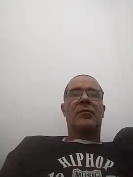 Snapshot of barboza991 chatting on March 17, 3:29 pm barboza991 online show from March 17, 3:29 pm