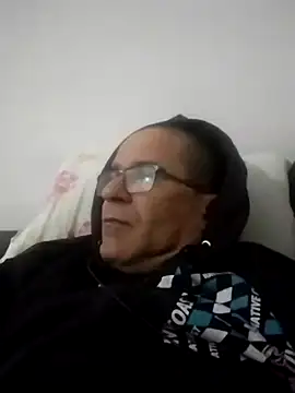 Snapshot of barboza991 chatting on October 10, 2:21 am barboza991 online show from October 10, 2:21 am