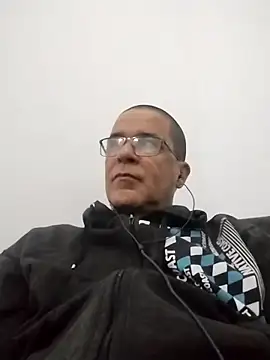 Snapshot of barboza991 chatting on November 7, 10:26 am barboza991 online show from November 7, 10:26 am