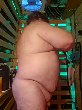 alienbunny online show from February 15, 8:33 pm