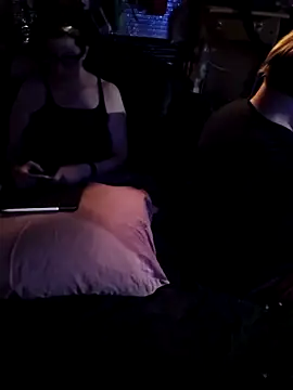 alienbunny online show from February 19, 4:34 am