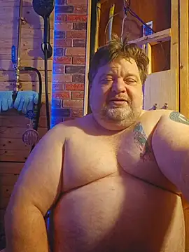 alienbunny online show from December 5, 4:43 am