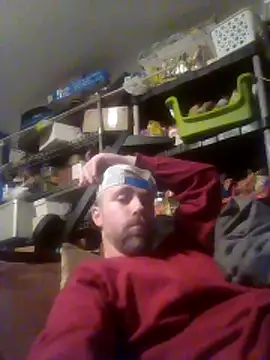 Snapshot of Cooperstone chatting on December 3, 6:21 am Cooperstone online show from December 3, 6:21 am