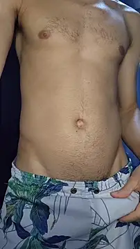 boyminerin00 online show from May 1, 4:22 pm