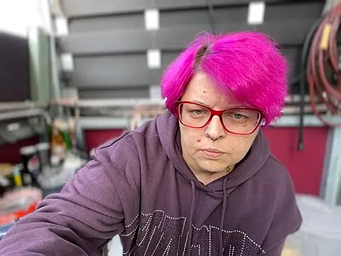 SunshineLexi online show from March 2, 12:32 pm