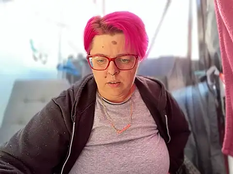 SunshineLexi online show from March 18, 1:31 pm