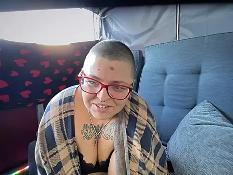 SunshineLexi online show from September 22, 6:48 am