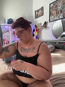 SunshineLexi online show from March 19, 2:43 pm