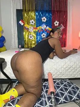 sweetebony 970 online show from June 19, 12:42 pm