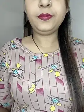 Shanaya Hotty online show from October 24, 8:27 pm