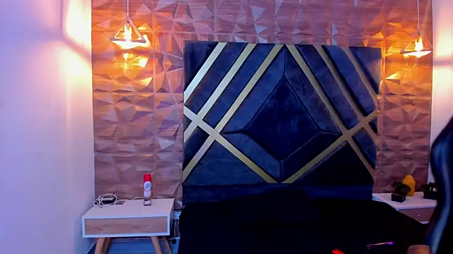 Snapshot of Alahia_Dangelo chatting on September 29, 11:59 am Alahia Dangelo online show from September 29, 11:59 am