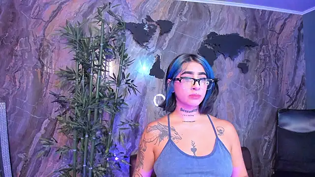 Alahia Dangelo online show from February 3, 5:29 pm