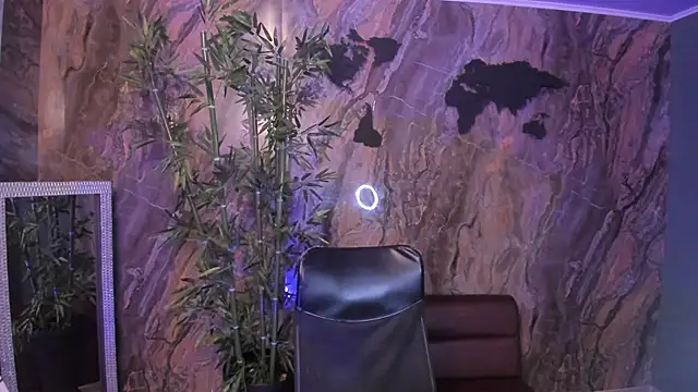 Alahia Dangelo online show from February 21, 6:42 pm