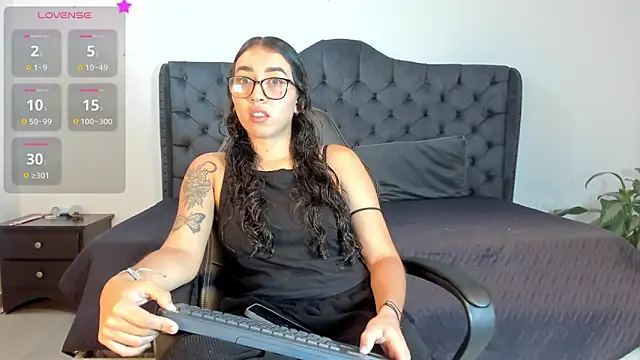 Snapshot of _maria_foxx_ chatting on October 4, 9:24 pm maria foxx online show from October 4, 9:24 pm