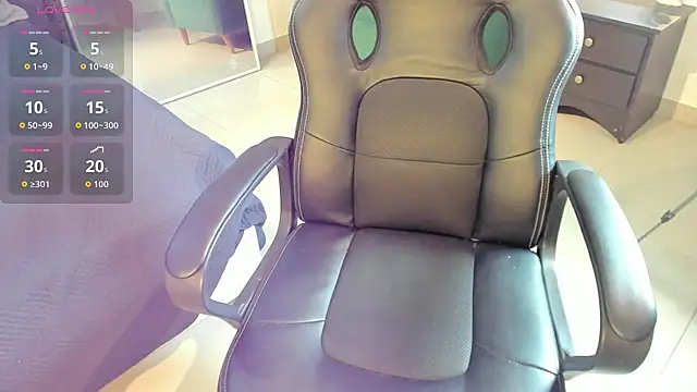 Snapshot of _maria_foxx_ chatting on October 24, 7:21 pm maria foxx online show from October 24, 7:21 pm