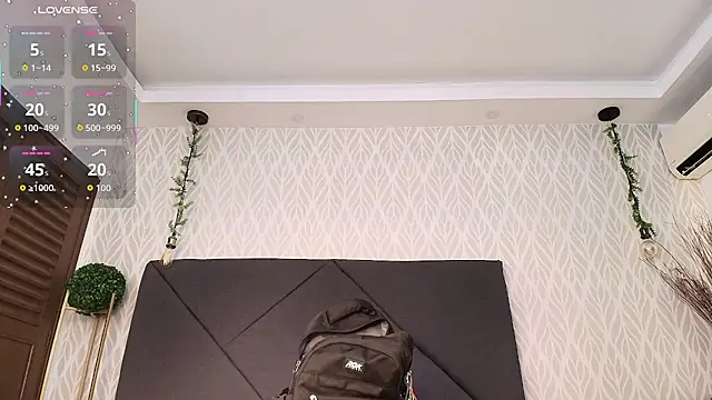 sandy rivas online show from October 3, 1:19 pm