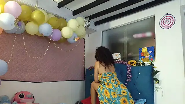 Milkdulce1 online show from February 24, 1:42 pm