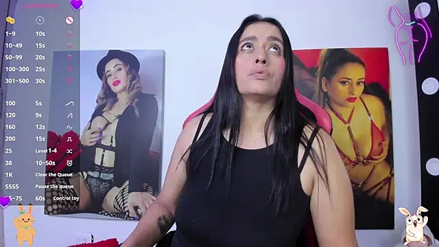 vaiolet triana online show from March 1, 1:18 pm