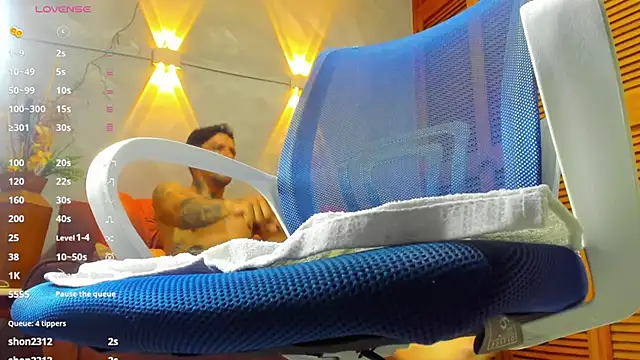 Dylanstonne online show from December 1, 11:25 pm