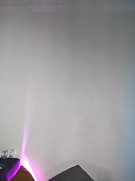 Snapshot of chunn_liioo chatting on January 24, 1:13 am chunn liioo online show from January 24, 1:13 am