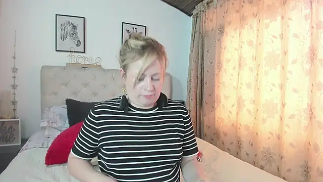 MonyCassius online show from March 11, 3:45 pm